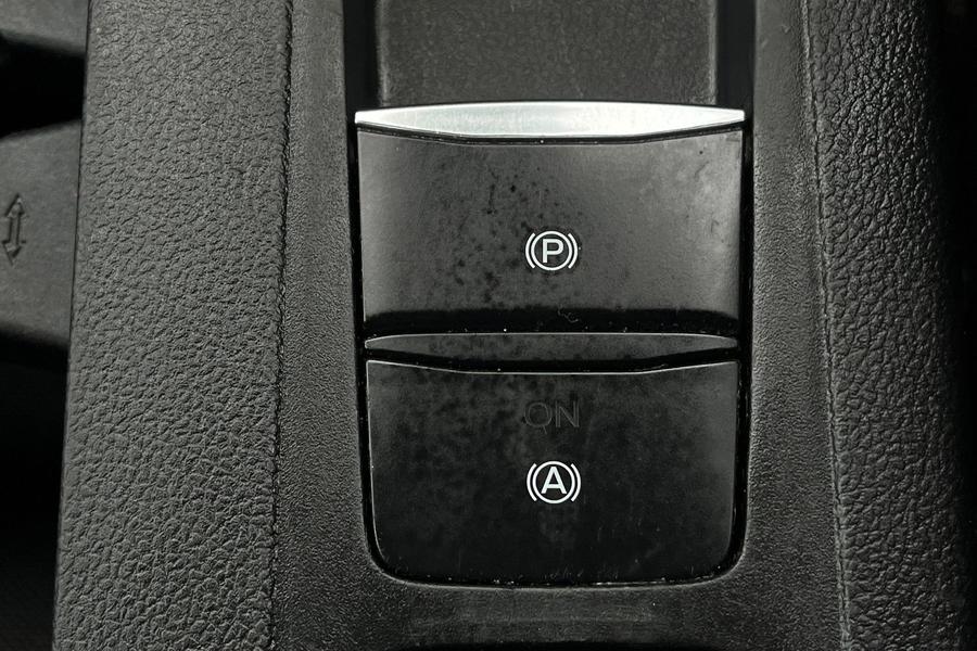 Ford FOCUS Photo autoimg-f4c25d78b549442a2a8ddaab24c8438b5ca548bd.jpg