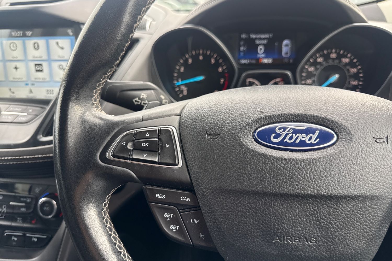 Ford KUGA VIGNALE Photo 30