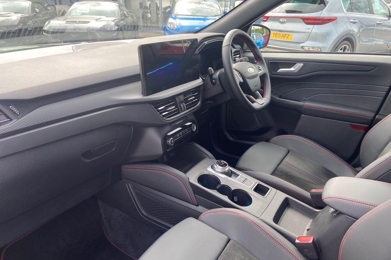 Ford KUGA Photo 17