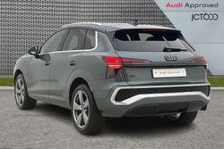 AUDI Q3 Photo 3