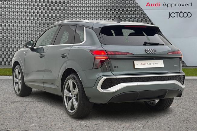 AUDI Q3 Photo 3