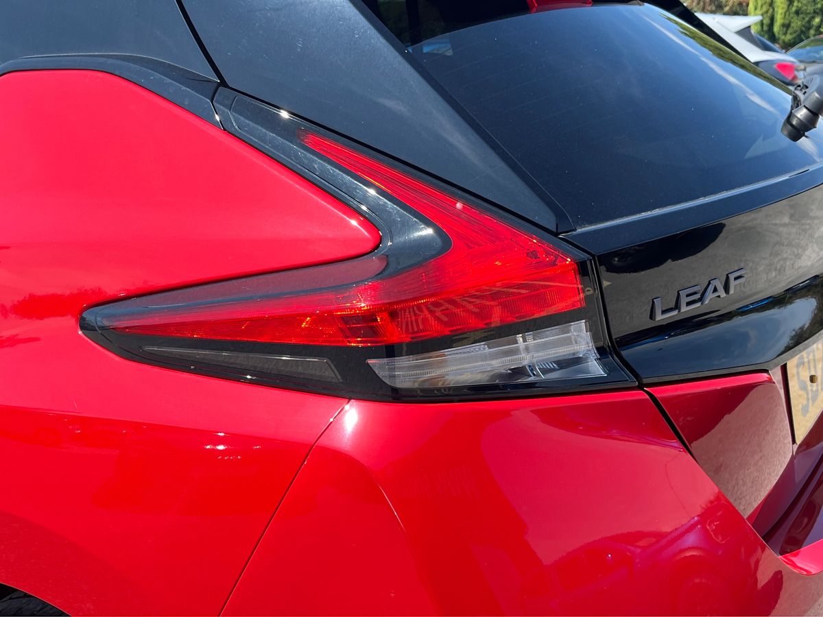 Nissan Leaf Photo 22