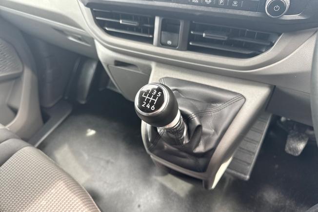 Volkswagen Transporter Photo 43
