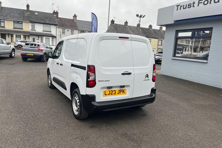 Citroen BERLINGO Photo autoimg-f4d2a2cb92446f3661134da2cd4fa973baa592d0.jpg