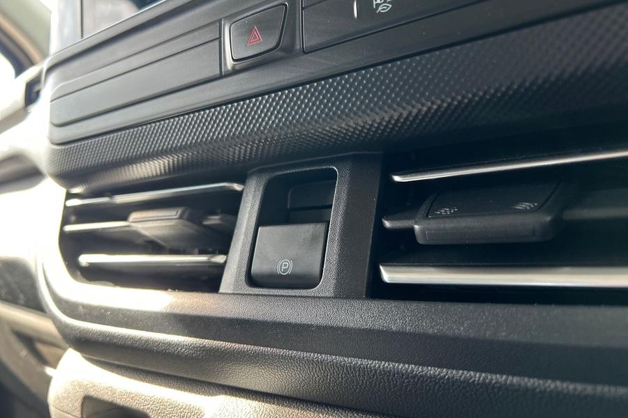 Ford TRANSIT CUSTOM Photo autoimg-f4d2e3f5529f301e002d350c95ab7b4c27879e7e.jpg