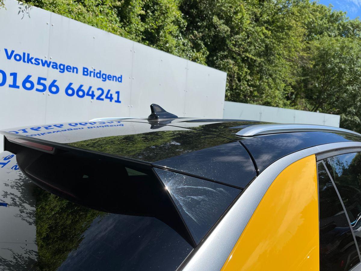 Volkswagen T-Roc Photo autoimg-f4d6932355a4c97a4bfaf6ccf6b1d399221e4a41.jpg
