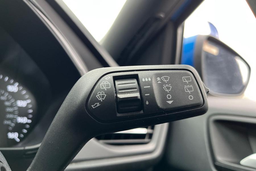 Ford FOCUS Photo autoimg-f4d6af15a75670fc8e5b6538bf5e13b05e9b97e7.jpg