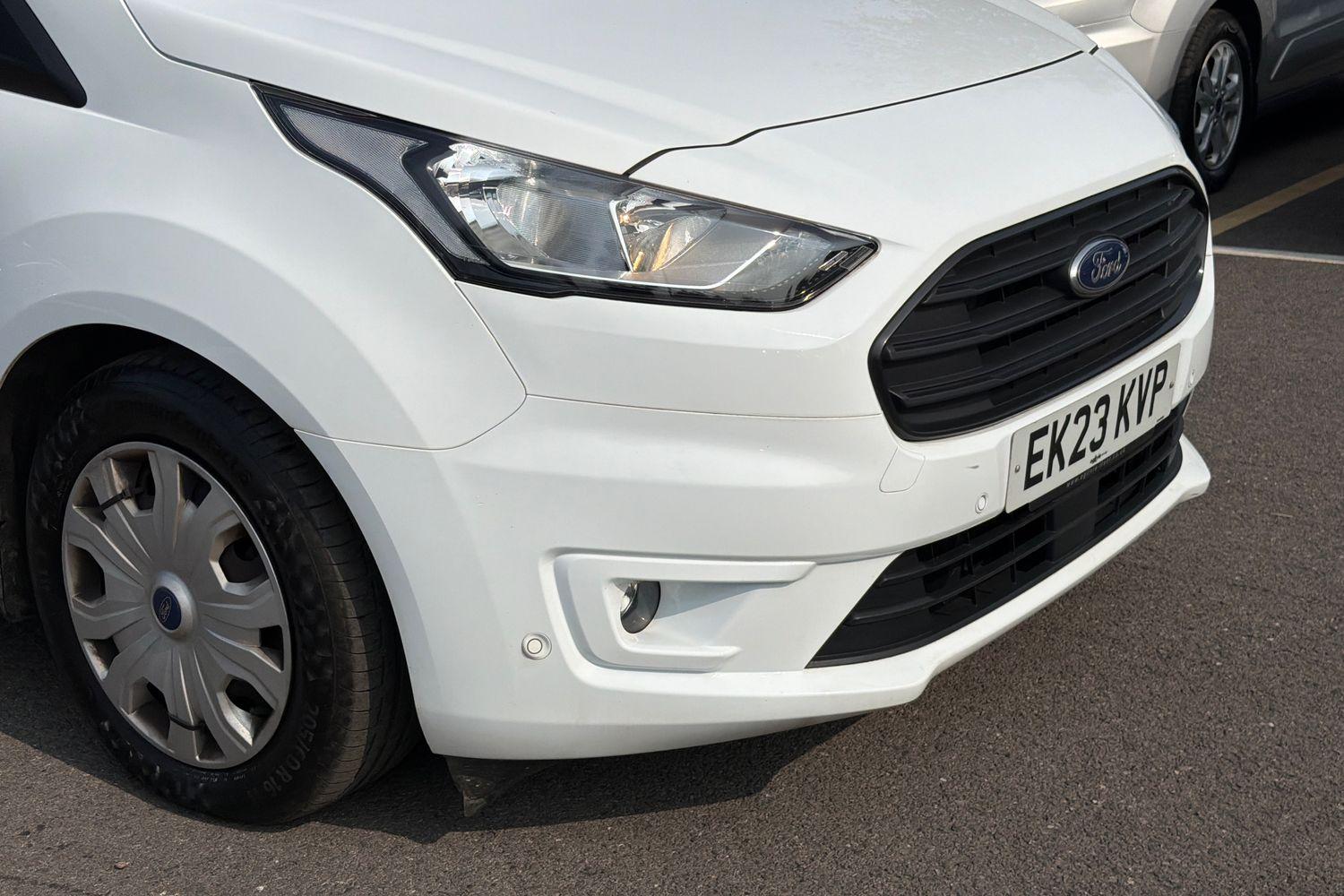 Ford TRANSIT CONNECT Photo 22