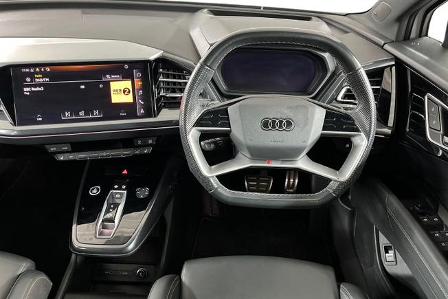 AUDI Q4 E-Tron Photo 11