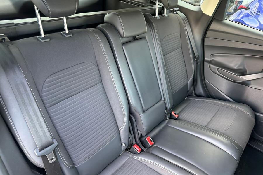 Ford KUGA Photo autoimg-f4ddb6109296c6003ada727df27f493096d2fc7f.jpg