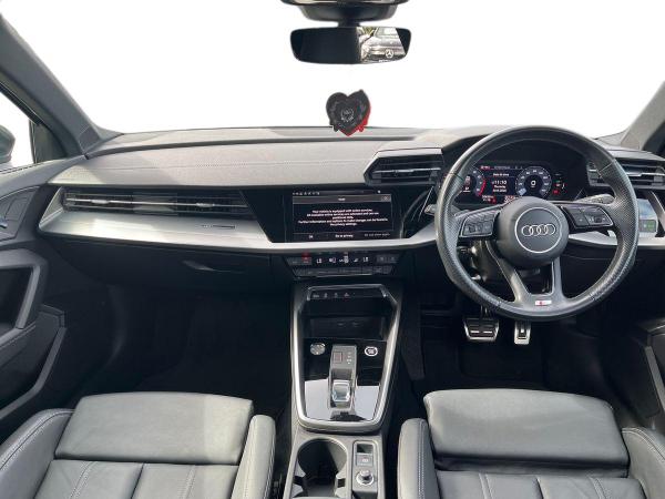 Audi A3 Photo autoimg-f4e1e9236cfbbd123b5c7378aae9bfb3f30b8f56.jpg