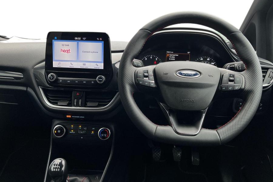 Ford FIESTA Photo autoimg-f4e774713066b87eed2bfee9f79baa28a983fa6c.jpg
