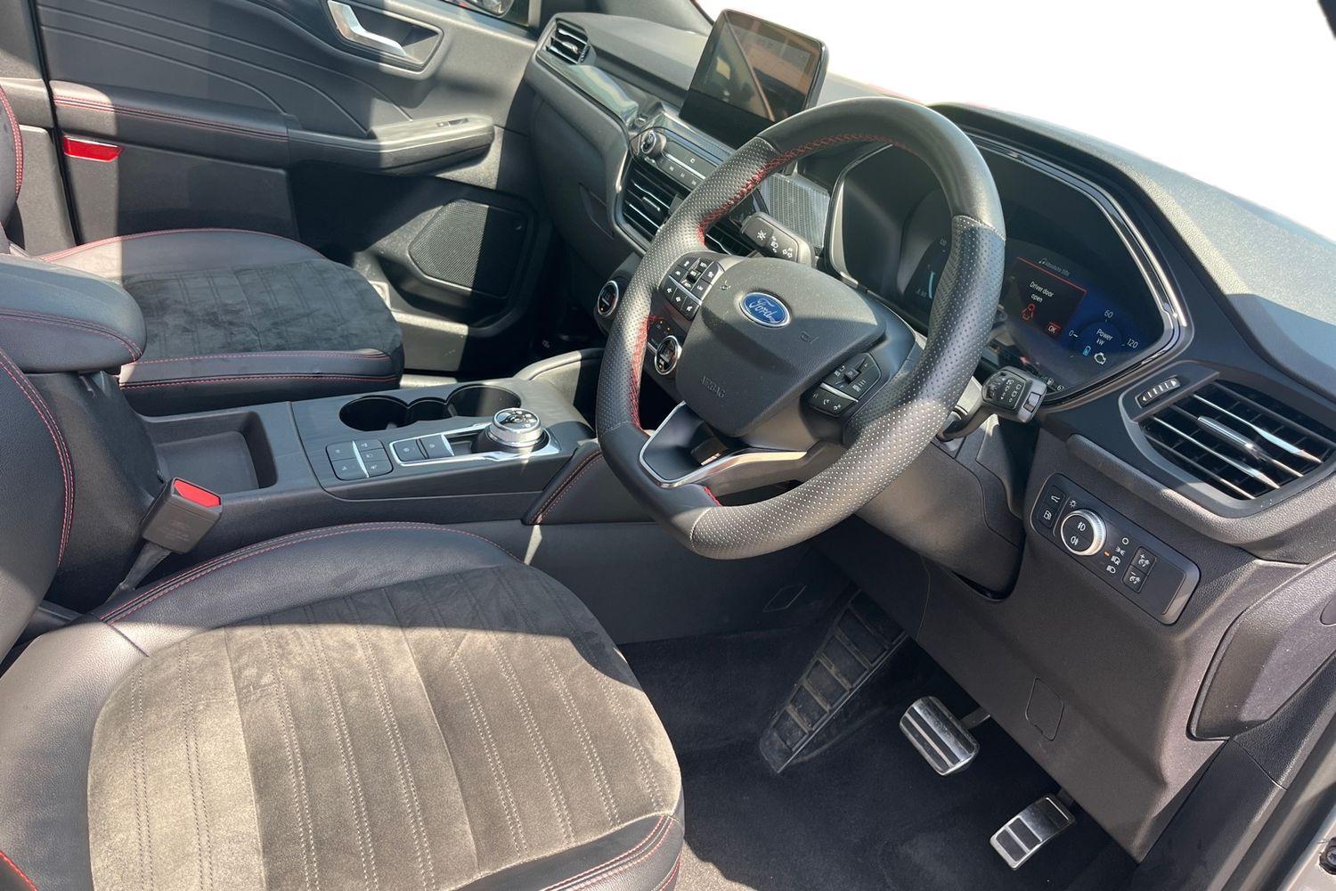 Ford KUGA Photo 8