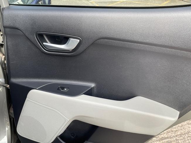 Kia Stonic Photo 32