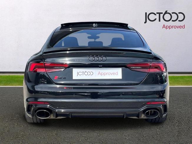 AUDI RS5 Photo 7