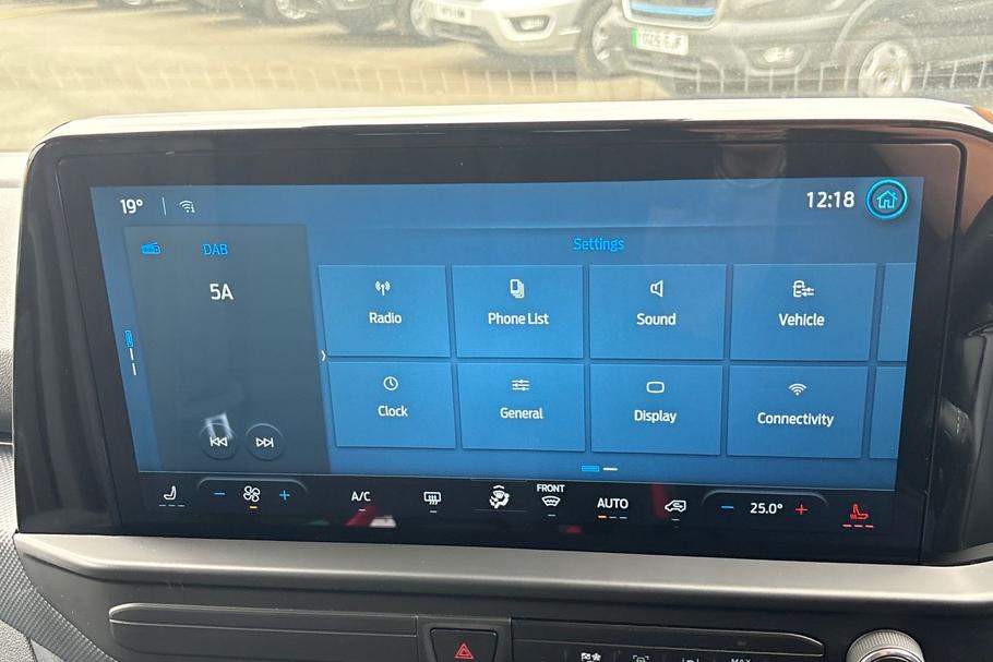 Used Ford TRANSIT CUSTOM WP75CPK 24