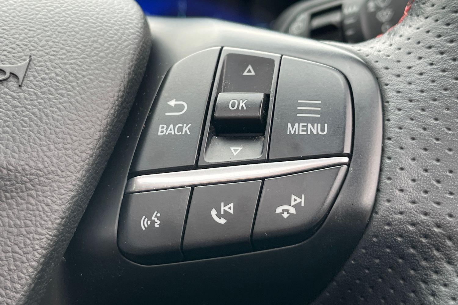 Ford KUGA Photo 31