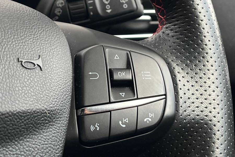 Ford Focus Photo autoimg-f4ed8dc68ac1bbc77d18c12dc7b8d21b185967cd.jpg