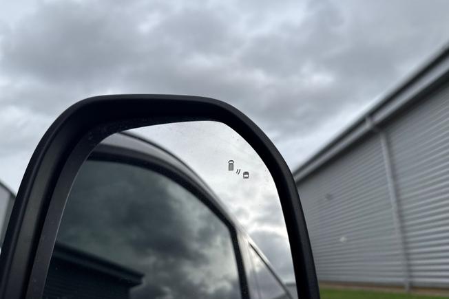 VOLKSWAGEN Transporter Photo 33