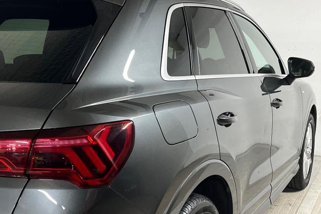 AUDI Q3 Photo 37
