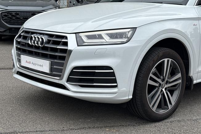 AUDI Q5 Photo 22