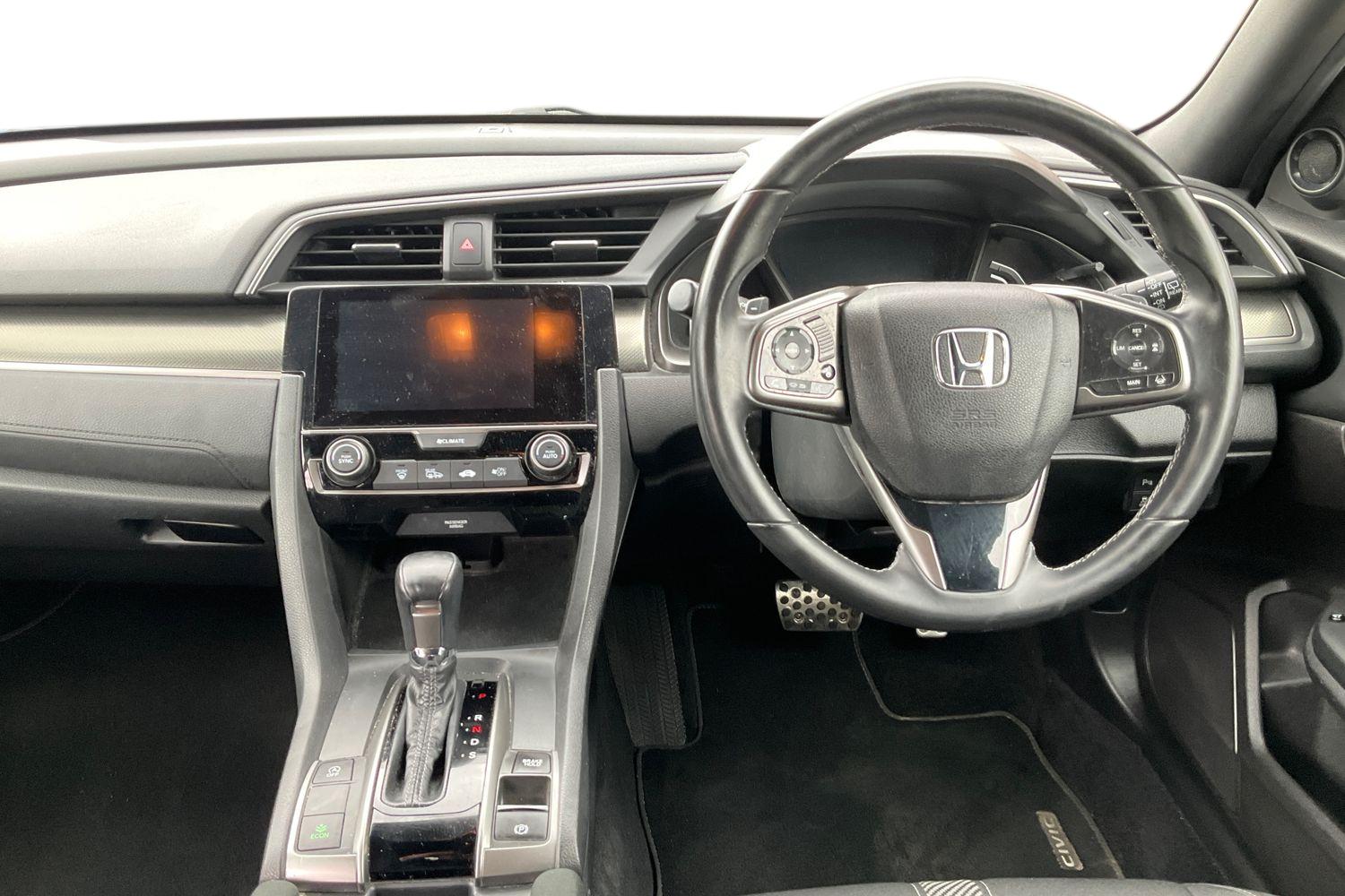 Honda CIVIC Photo 10