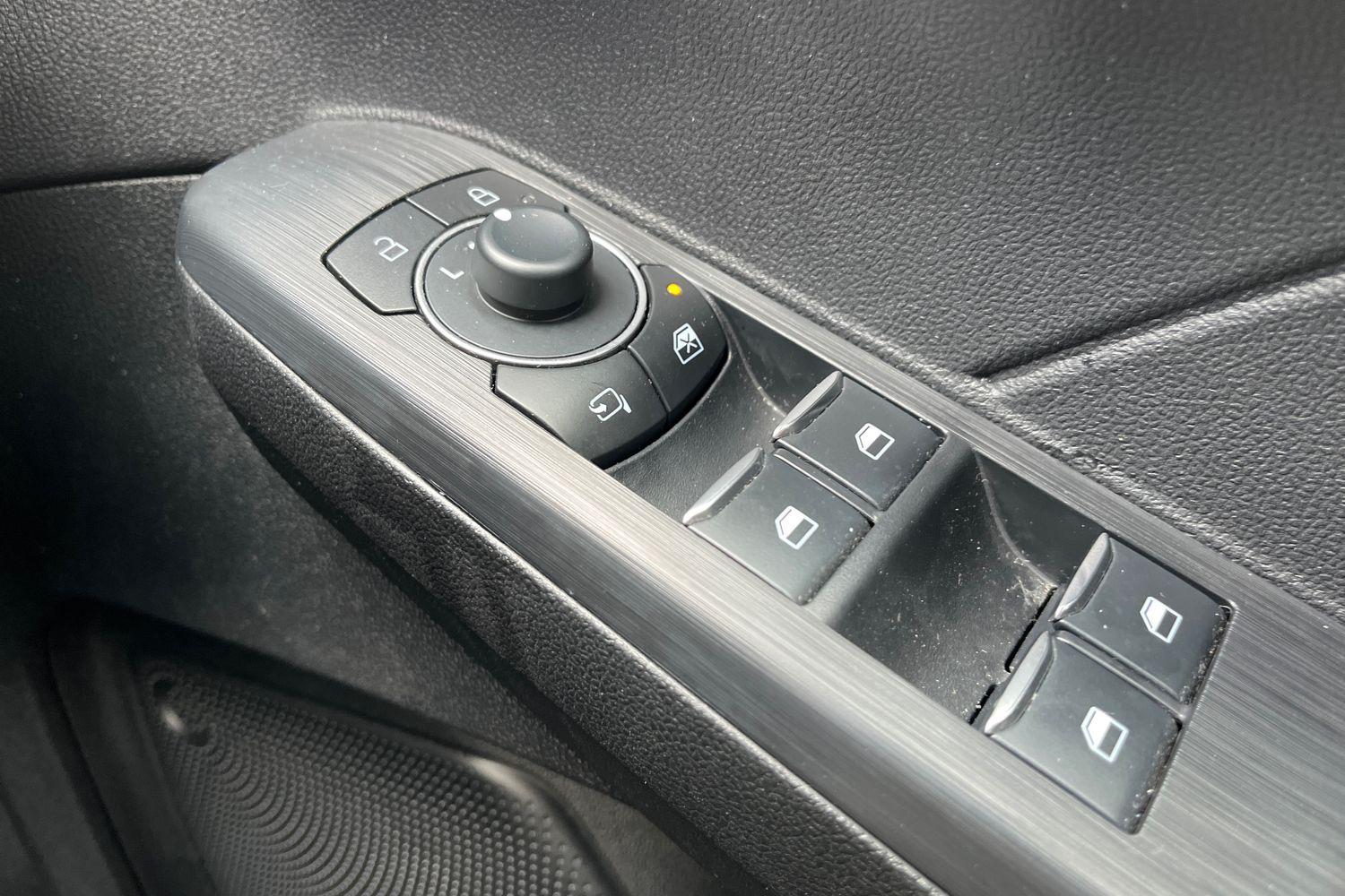 Ford KUGA Photo 15