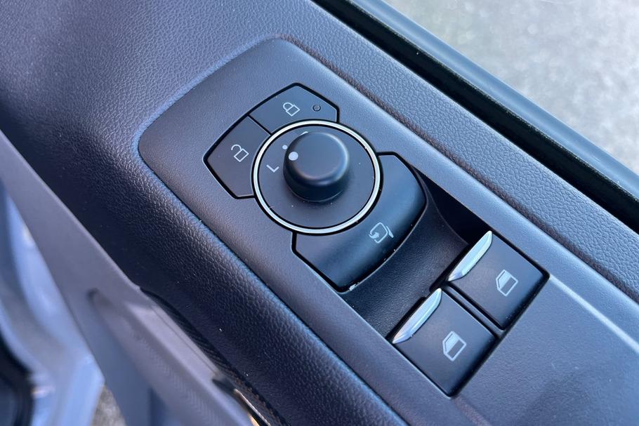 Used FORD E-TRANSIT CUSTOM WR75JFY 22