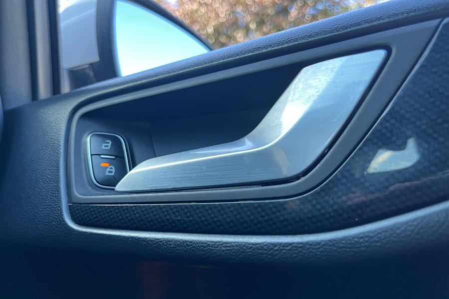 Ford FOCUS Photo autoimg-f50373c4694dd4cb5bb2f065cd5bec1912d059f7.jpg