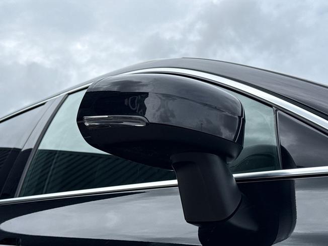 VOLVO XC60 Photo 27