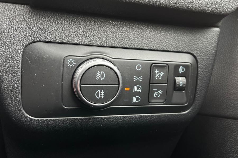 Ford Kuga Photo autoimg-f504a5776a73e9af262649bfe40dbbe3222e6069.jpg