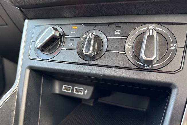 VOLKSWAGEN Polo Photo 30