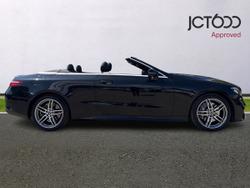 MERCEDES-BENZ E Class Photo 4