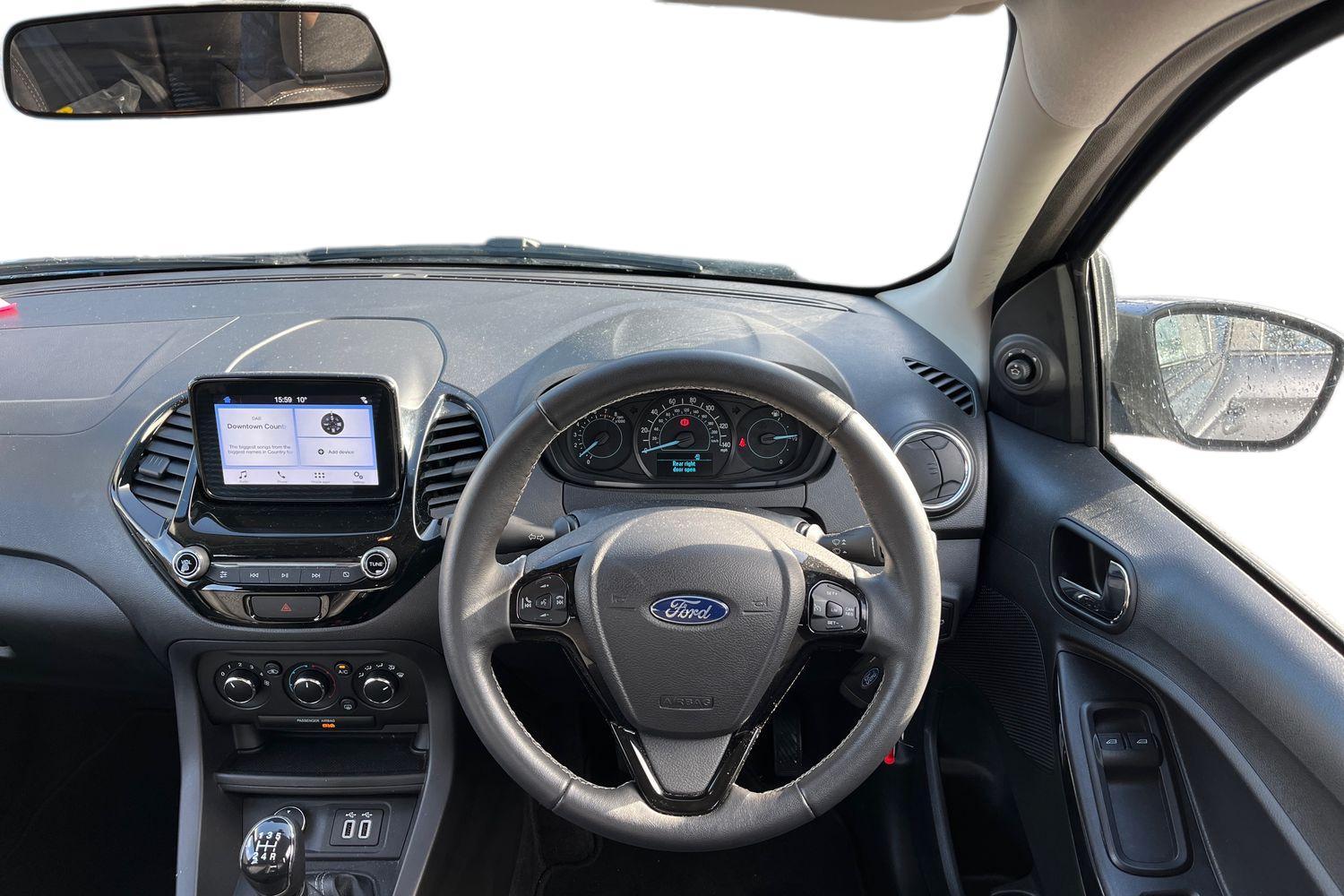 Ford KA+ Photo 10