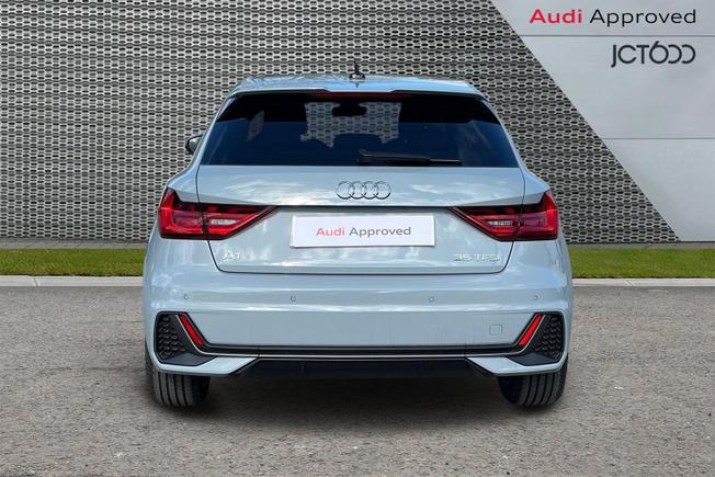 AUDI A1 Photo 7
