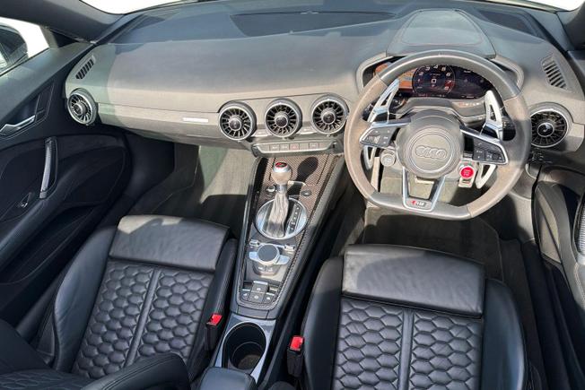 AUDI Tt Rs Photo 10