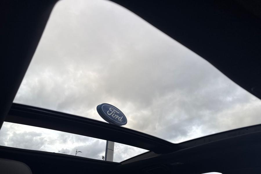 Ford FOCUS Photo autoimg-f50f4a5a6ad7ffa920633f917713519c58f4fb60.jpg