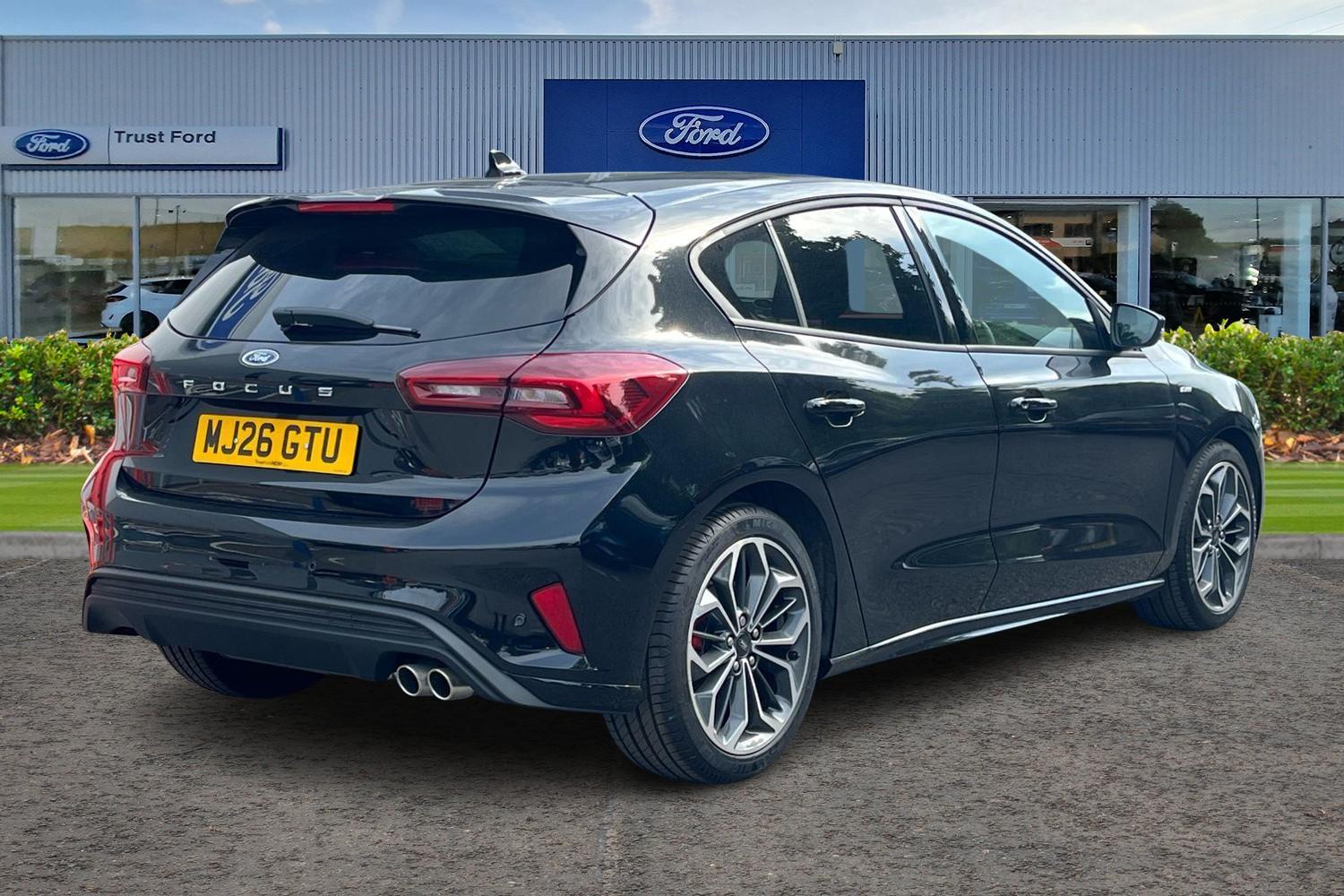 Ford Focus Photo 3