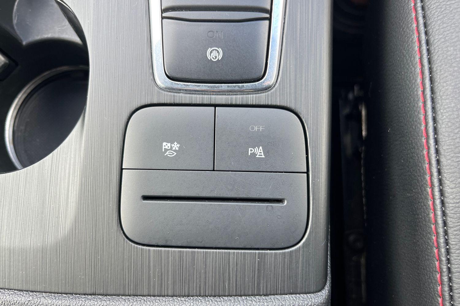 Ford KUGA Photo 34