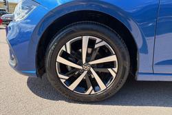 VOLKSWAGEN Polo Photo 5