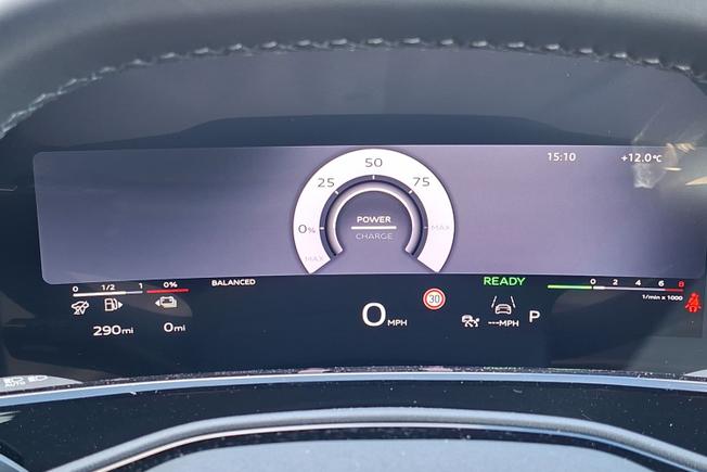 AUDI Q3 Photo 15