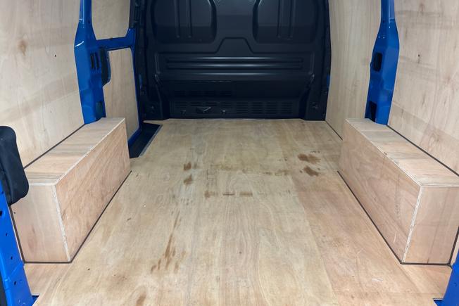 VOLKSWAGEN e-Transporter Photo 12