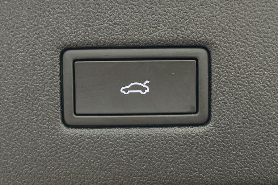Ford CAPRI Photo autoimg-f526cc9278b4c87528d0e9fbc09193da56a1730f.jpg