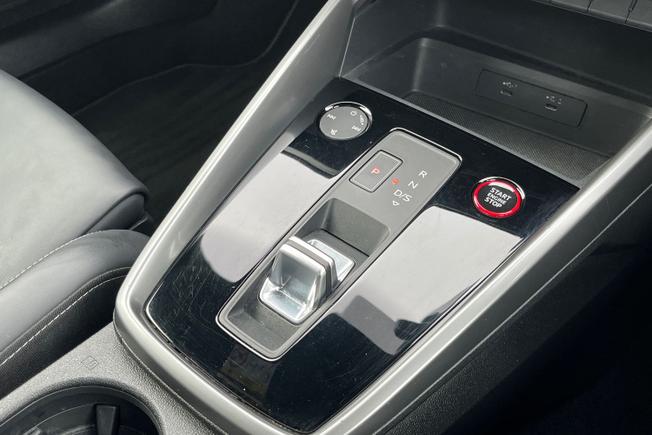 Audi S3 Photo 30