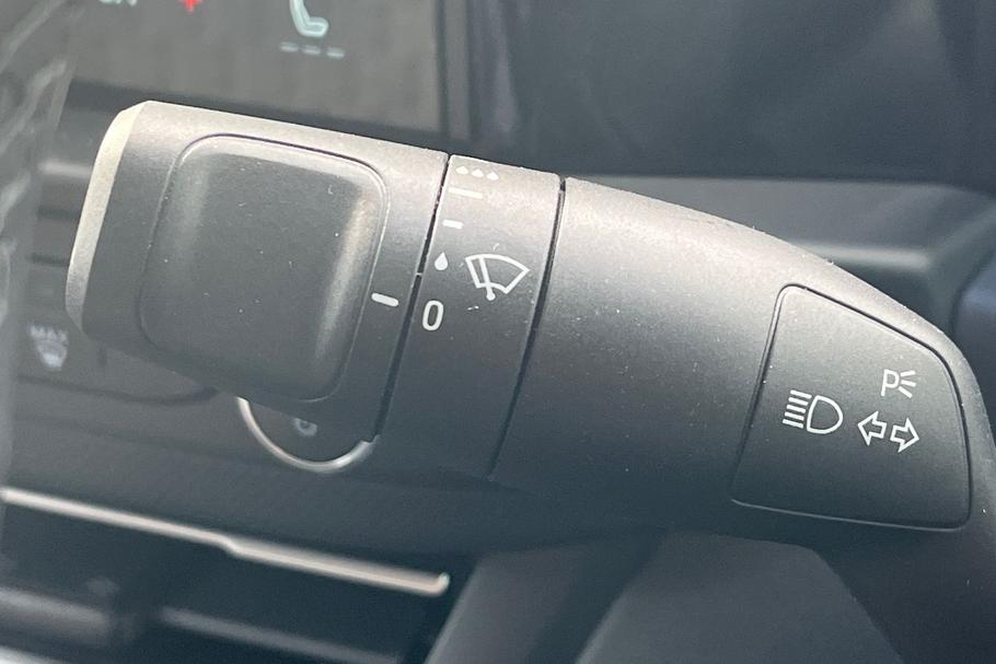 Used Ford TRANSIT CUSTOM 23