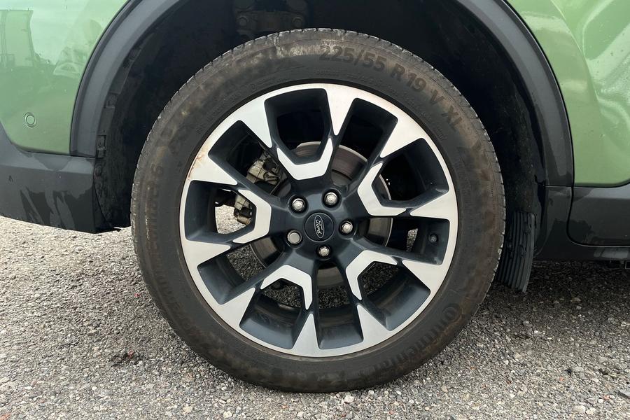 Ford KUGA Photo autoimg-f5307de02ab00efa07025a9d5a11faaa9e9c158c.jpg