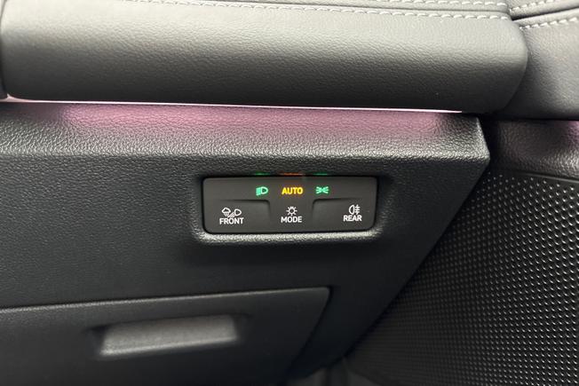 VOLKSWAGEN Tiguan Photo 26