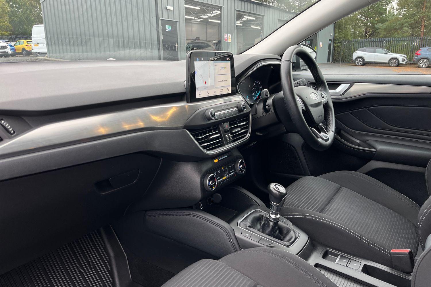 Ford FOCUS Photo 17