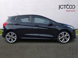 FORD Fiesta Photo 4
