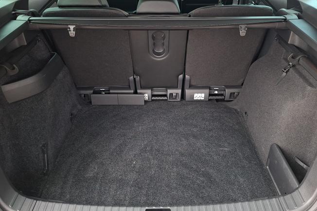 ŠKODA Karoq Photo 12
